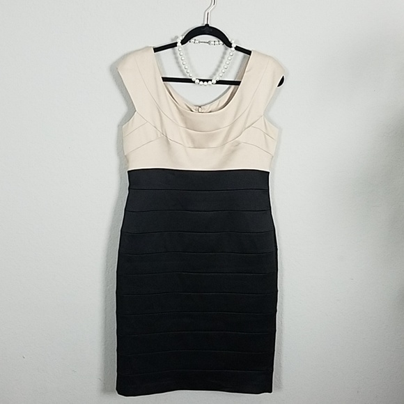 Maggy London Dresses & Skirts - 🍸 Maggy London 🍸 Cream & Black Cocktail Dress